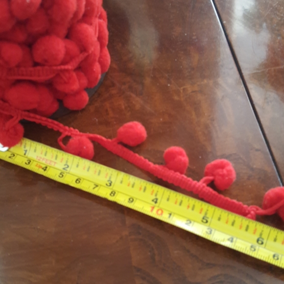 Mini Red Pompoms - Picture 3 of 3